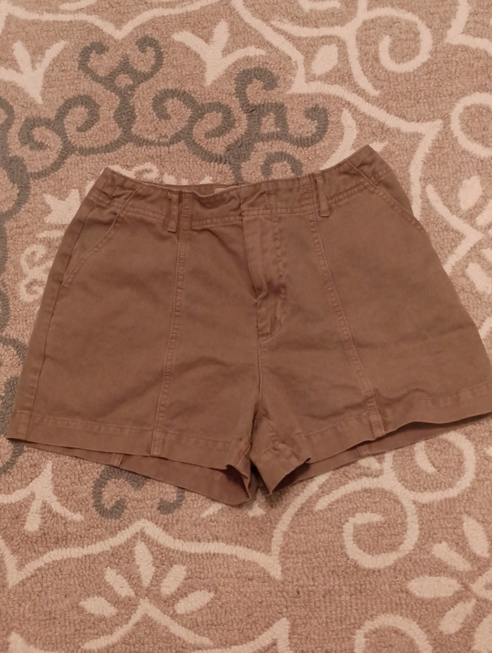 Universal Thread Shorts